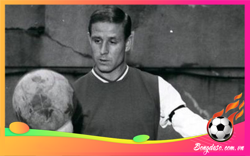 Albert Batteux là ai và tiểu sử chi tiết huấn luyện viên bóng đá này