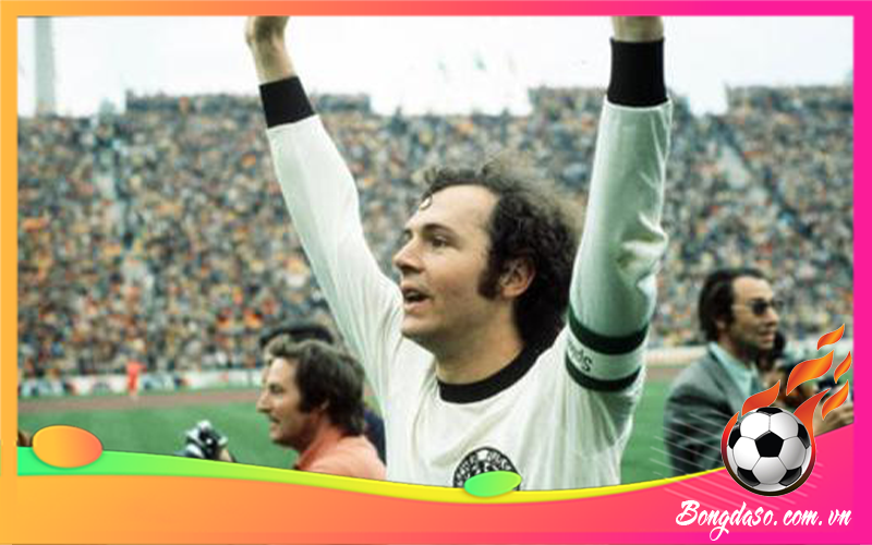 Franz Beckenbauer là ai và tiểu sử chi tiết HLV bóng đá này?