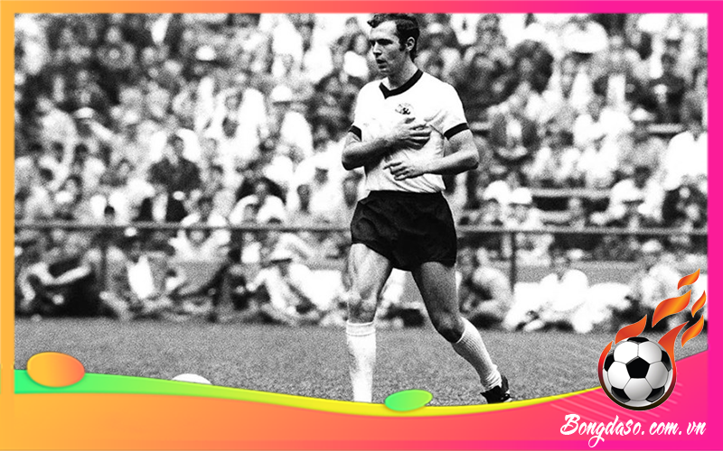 Franz Beckenbauer là ai và tiểu sử chi tiết HLV bóng đá này?