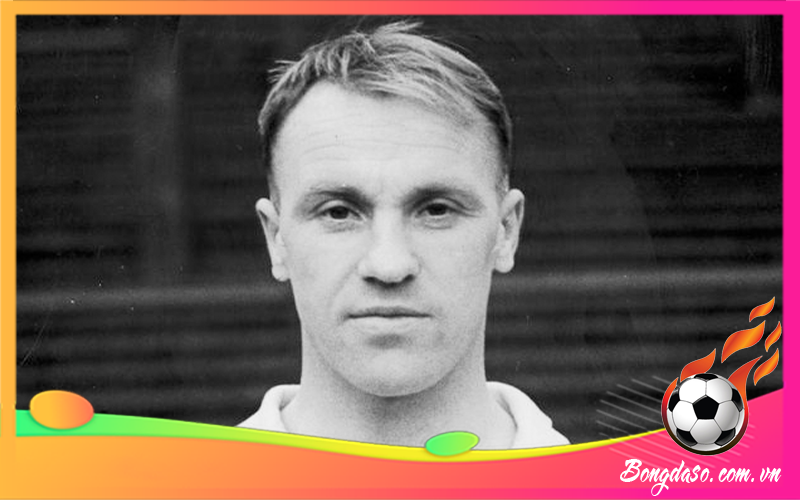 HLV Bill Shankly là ai và tiểu sử chi tiết HLV bóng đá này?