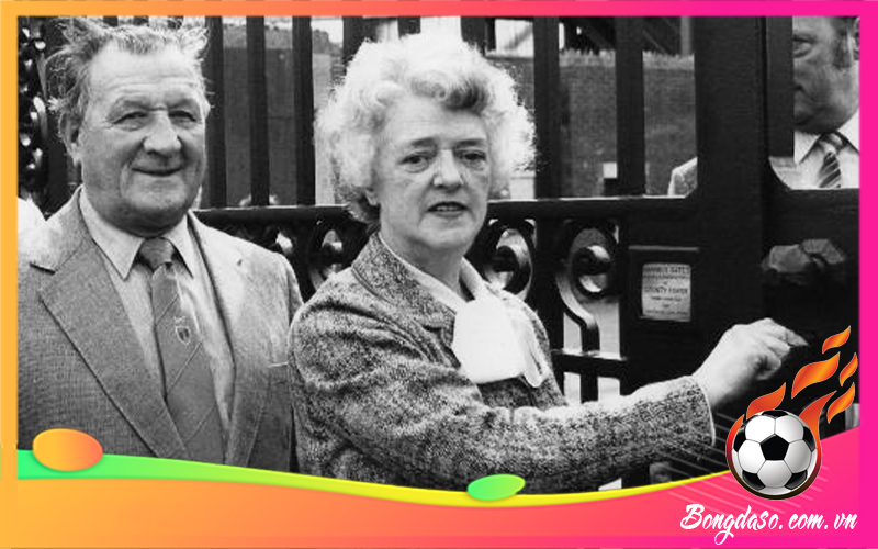 HLV Bill Shankly là ai và tiểu sử chi tiết HLV bóng đá này?