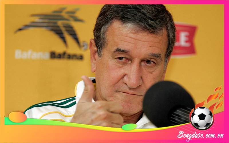 Carlos Alberto Parreira là ai và tiểu sử chi tiết HLV bóng đá này?