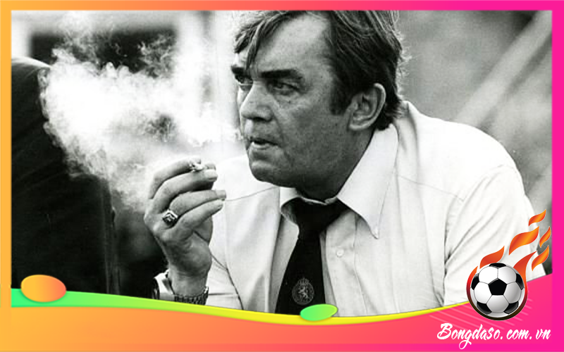 HLV Ernst Happel là ai và tiểu sử chi tiết HLV bóng đá này?