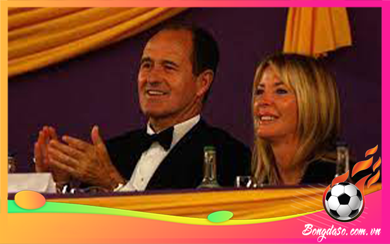 George Graham là ai và tiểu sử chi tiết HLV bóng đá này?