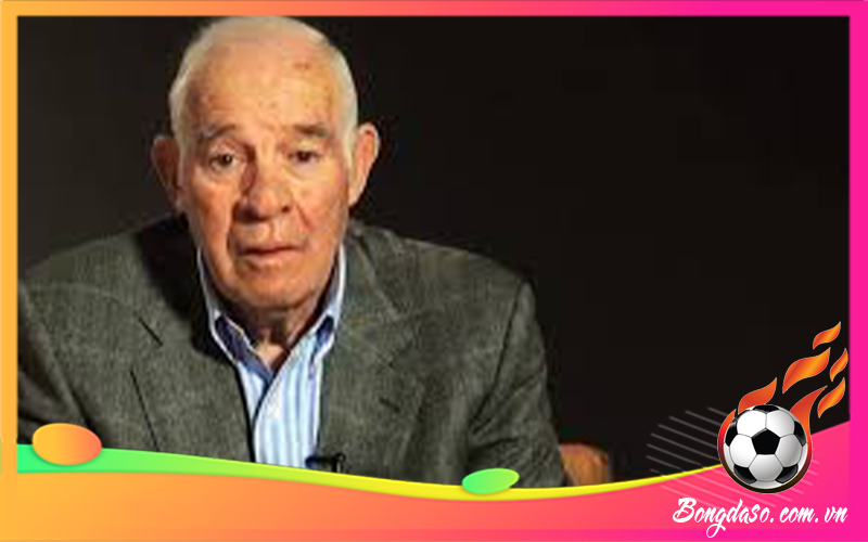 Luis Aragones là ai và tiểu sử chi tiết HLV bóng đá này?