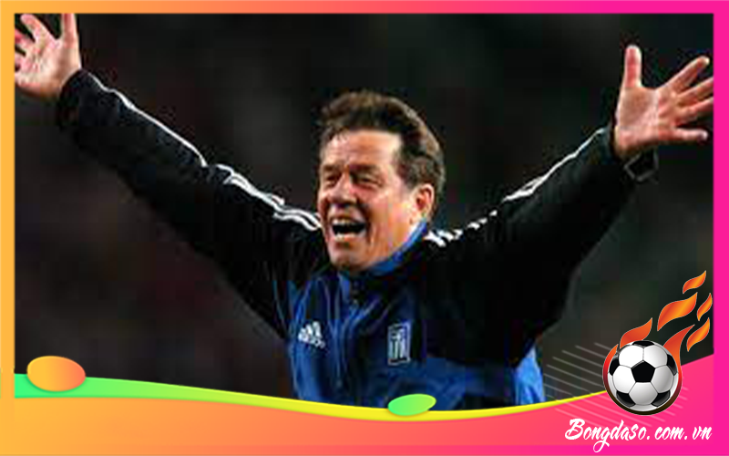 Otto Rehhagel là ai và tiểu sử chi tiết HLV bóng đá này?