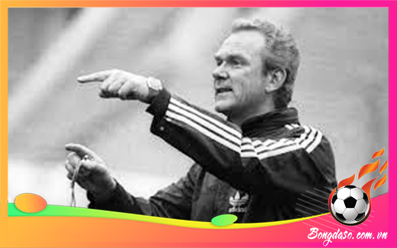 HLV Valeriy Lobanovskyi  là ai và tiểu sử chi tiết HLV bóng đá này?