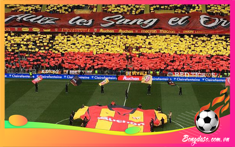 Lens là câu lạc bộ bóng đá của nước nào?