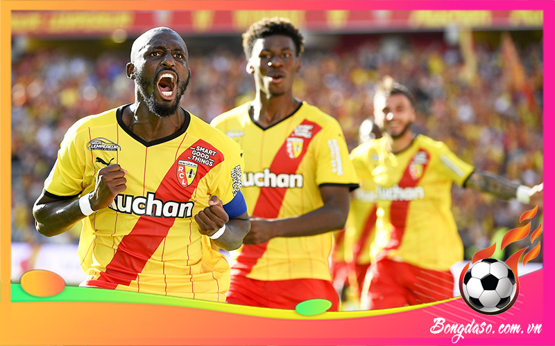 Lens là câu lạc bộ bóng đá của nước nào?