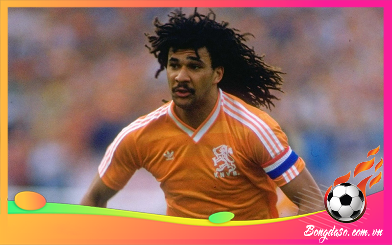 Ruud Gullit là ai và sự nghiệp, danh hiệu, phong cách thi đấu?