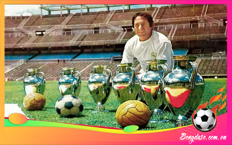 Paco Gento là ai và sự nghiệp, danh hiệu, phong cách thi đấu?