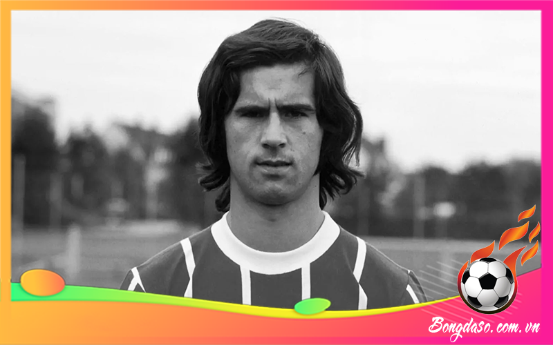 Gerd Mueller là ai và sự nghiệp, danh hiệu, phong cách thi đấu