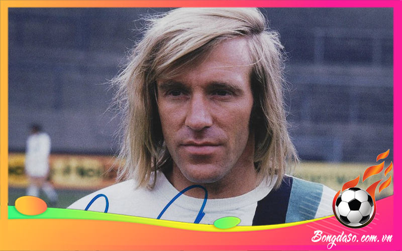 Gunter Netzer là ai và sự nghiệp, danh hiệu, phong cách thi đấu?