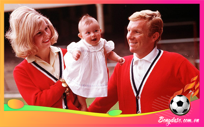 Bobby Moore là ai và sự nghiệp, danh hiệu, phong cách thi đấu