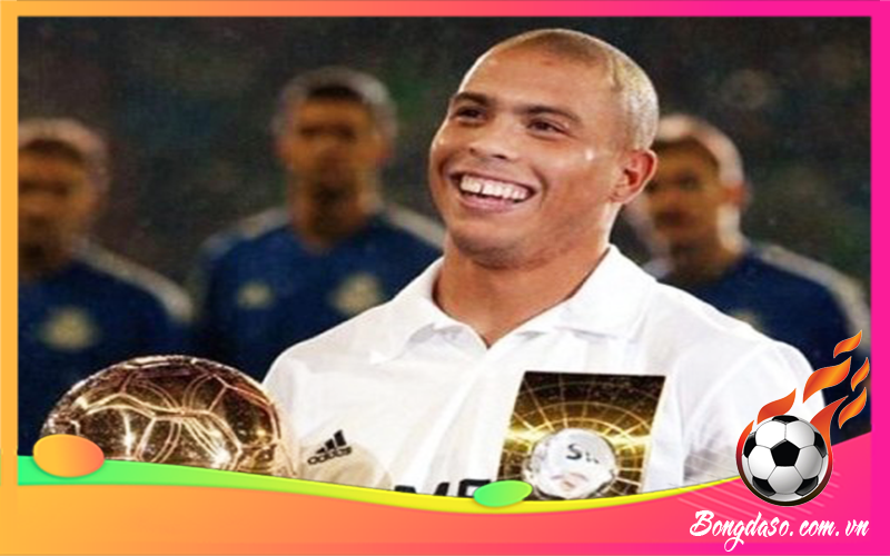Ronaldo De Lima là ai và sự nghiệp, danh hiệu, phong cách thi đấu