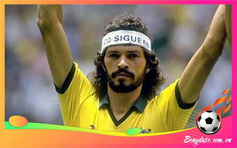 Socrates là ai và sự nghiệp, danh hiệu, phong cách thi đấu