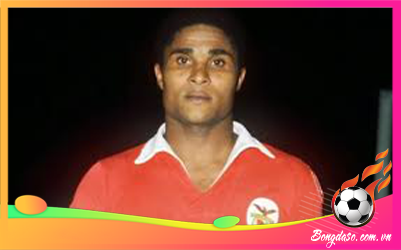 Eusebio là ai và sự nghiệp, danh hiệu, phong cách thi đấu