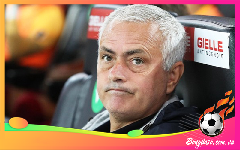 Jose Mourinho là ai và tiểu sử chi tiết HLV bóng đá này?