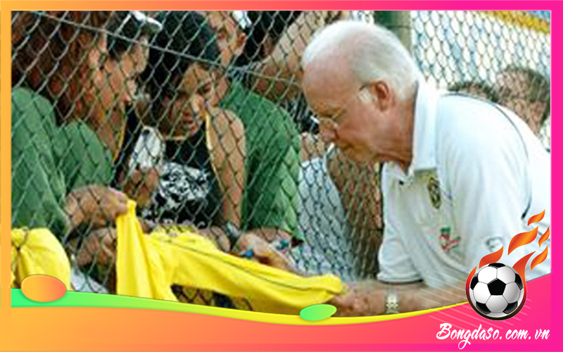 Mario Zagallo là ai và câu chuyện về một huyền thoại?