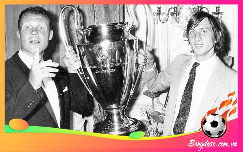 HLV Rinus Michels là ai và tiểu sử chi tiết HLV bóng đá này?