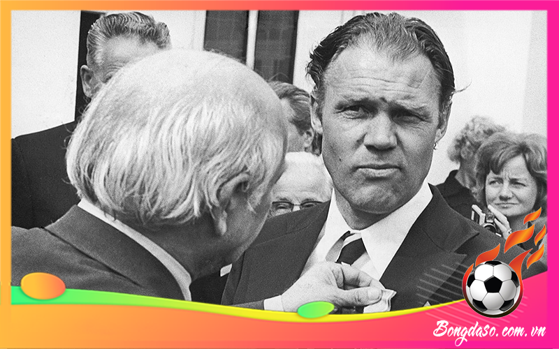 HLV Rinus Michels là ai và tiểu sử chi tiết HLV bóng đá này?