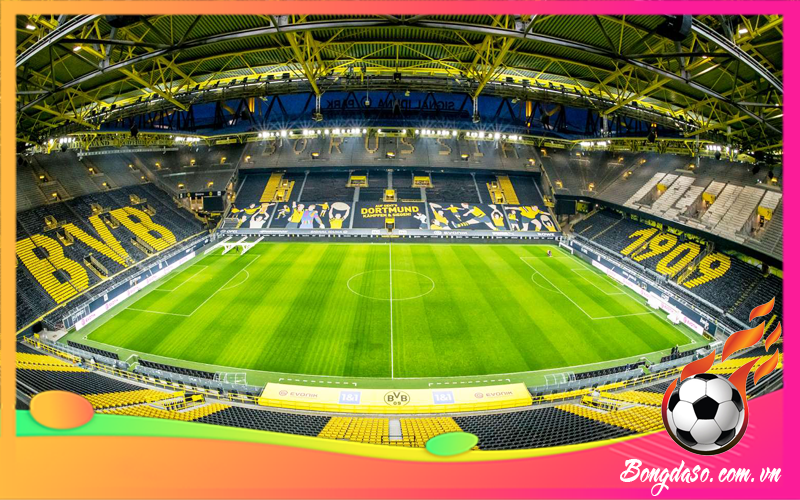 Sân vận động Signal Iduna Park của câu lạc bộ nào?
