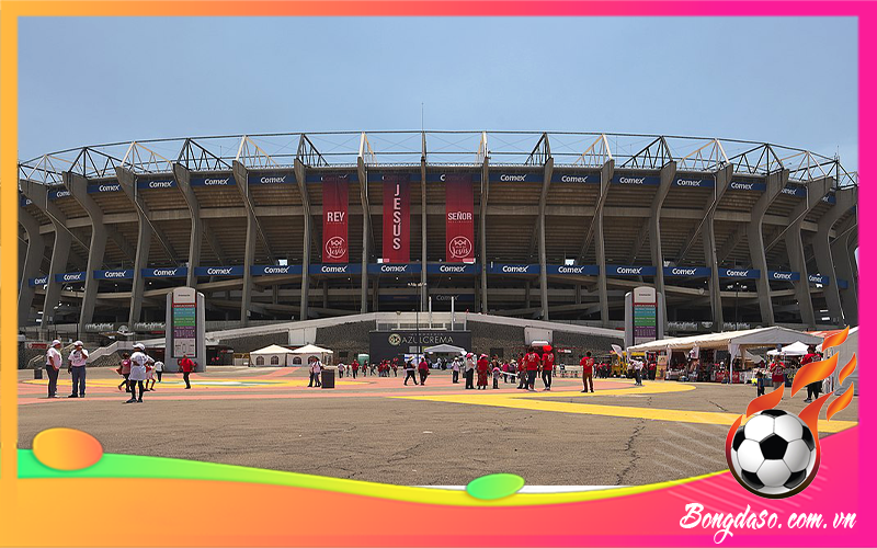 Sân vận động Estadio Azteca của nước nào và CLB nào sở hữu?