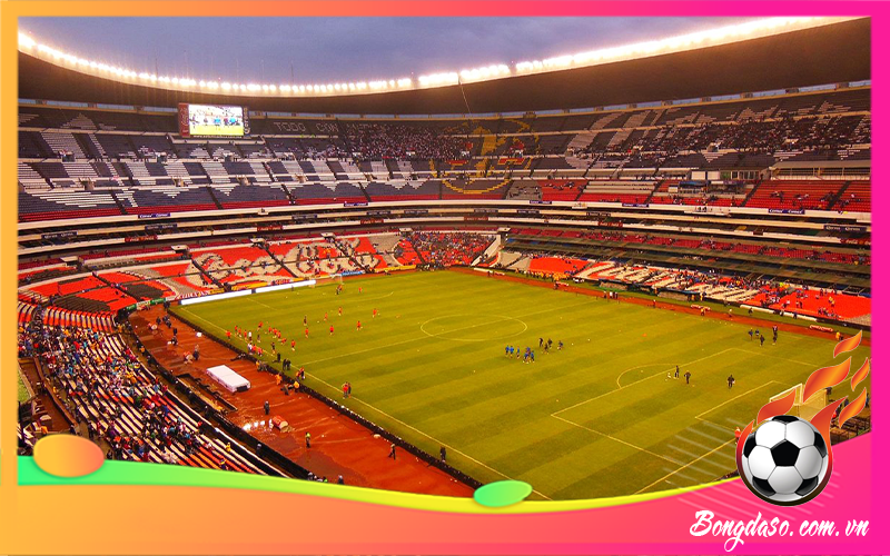 Sân vận động Estadio Azteca của nước nào và CLB nào sở hữu?